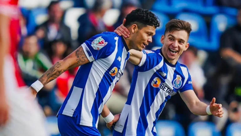 Saída sem volta: Craque do FC Porto recusa-se renovar e vai assinar por definitivo na Juventus